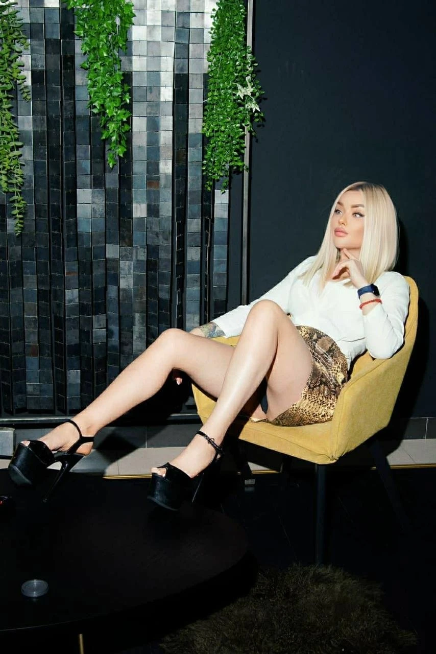 Elvira – escort in Yerevan — 4 / 9