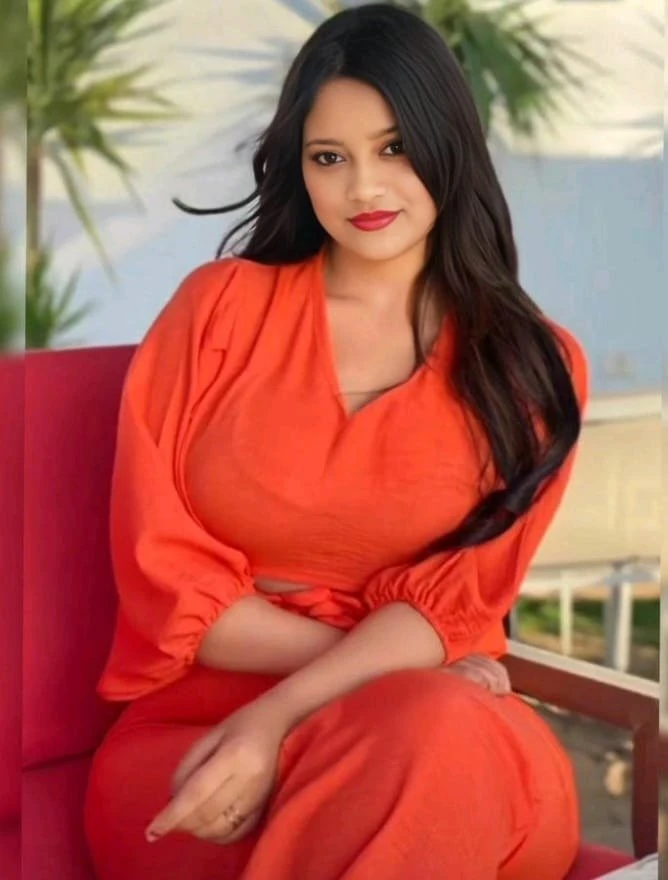 Rosy – Indian escort in Bangalore — 5 / 6