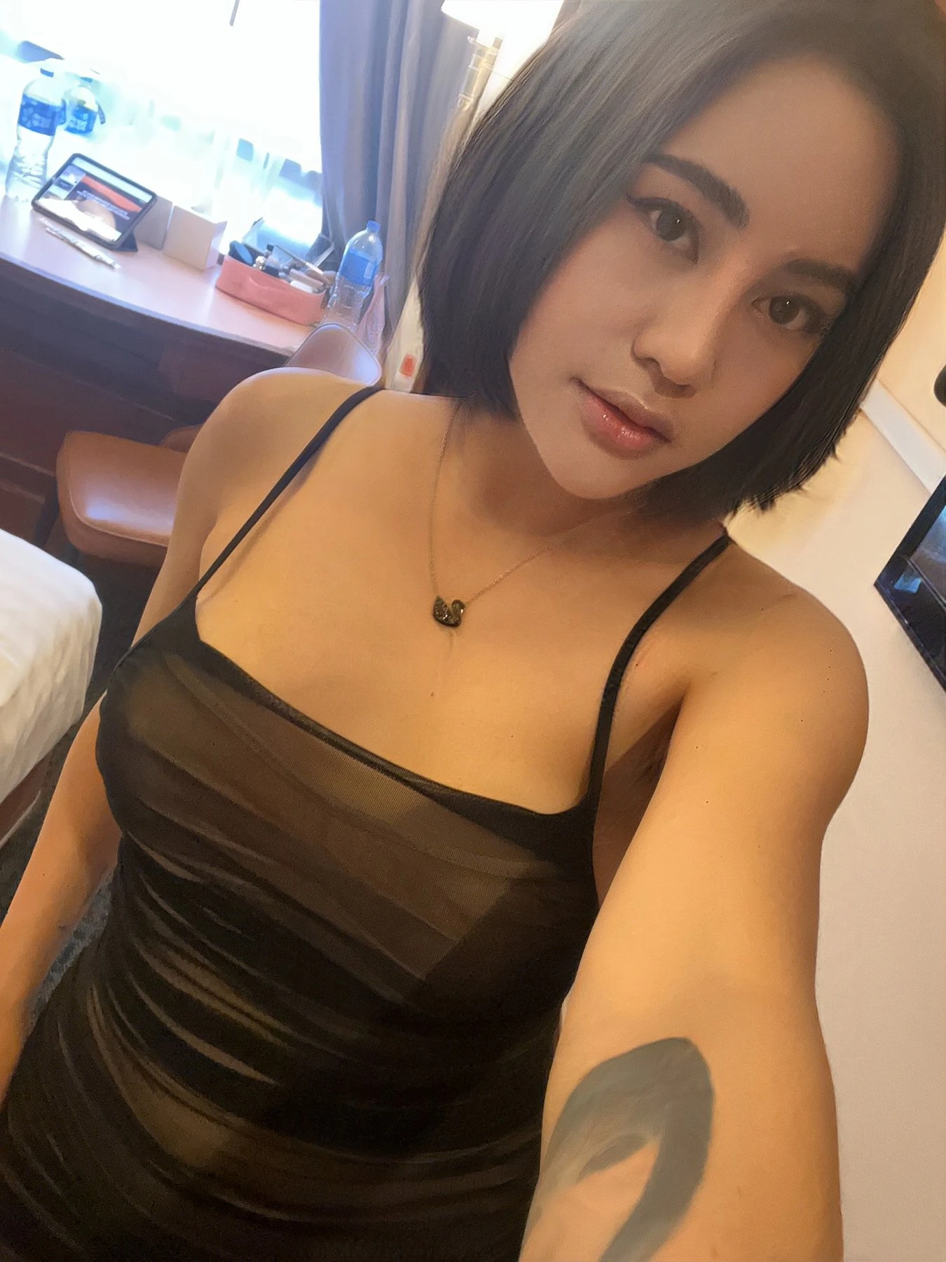 Angela – Filipino escort in Hong Kong — 2 / 23