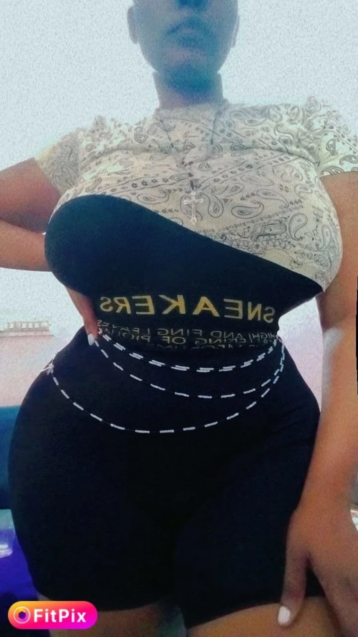 Lyton – escort in Bangalore — 4 / 5