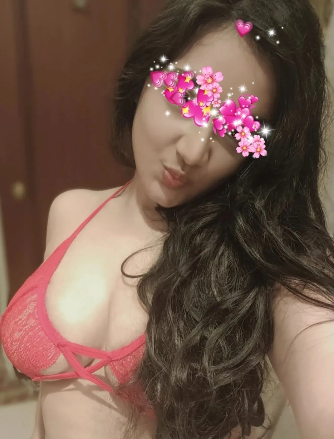 Elitè Diana in Cam session ( No meet Up – Indian adult performer in Chennai — 2 / 4