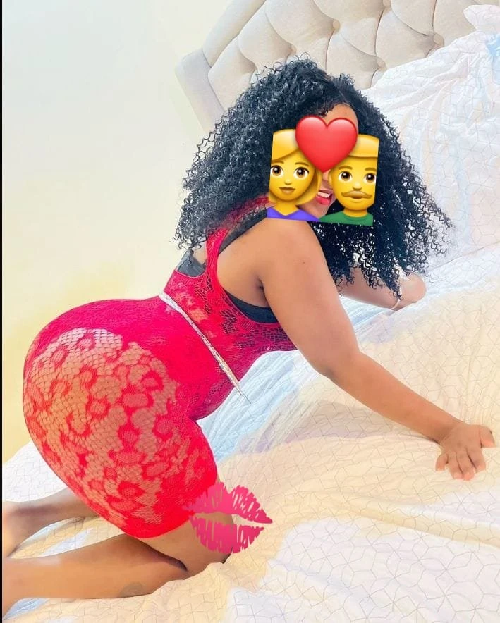 Big ass Sarah just arrived in Whitefield – South African escort in Bangalore — 3 / 4