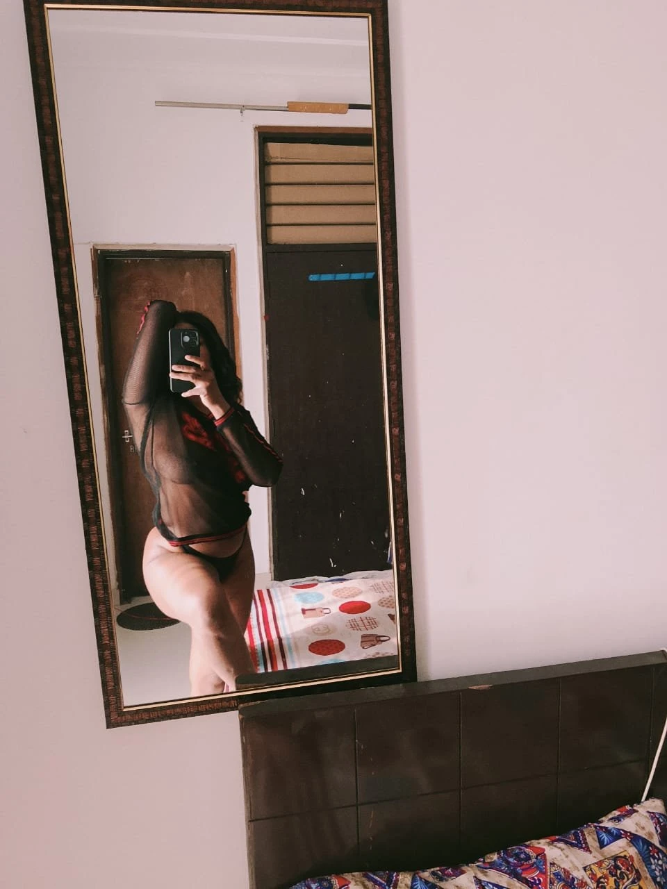 African Ella +91//708559//9941 – escort in Gurgaon — 3 / 5