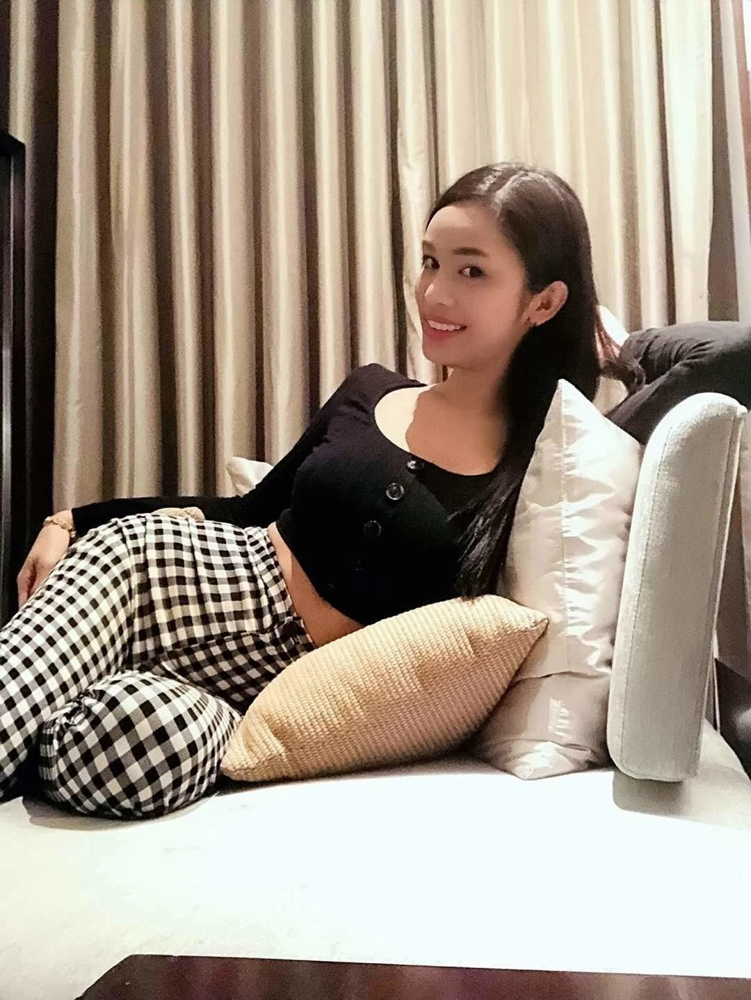 Hot Taipei University Student 艾靖 – Filipino escort in Hong Kong — 10 / 19