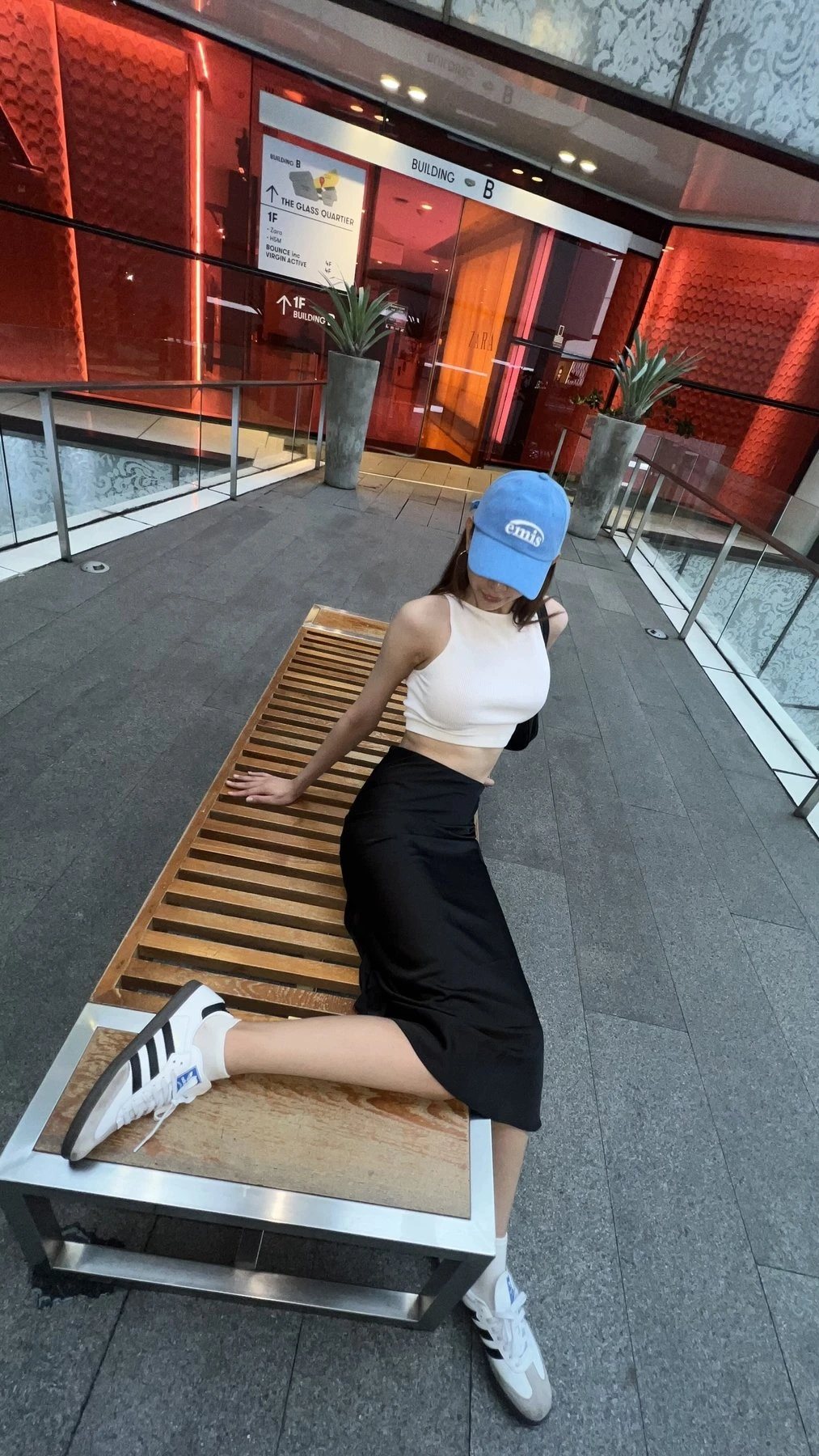 Elena Lin 09/12-09/16 – Laotian escort in Hong Kong — 23 / 29