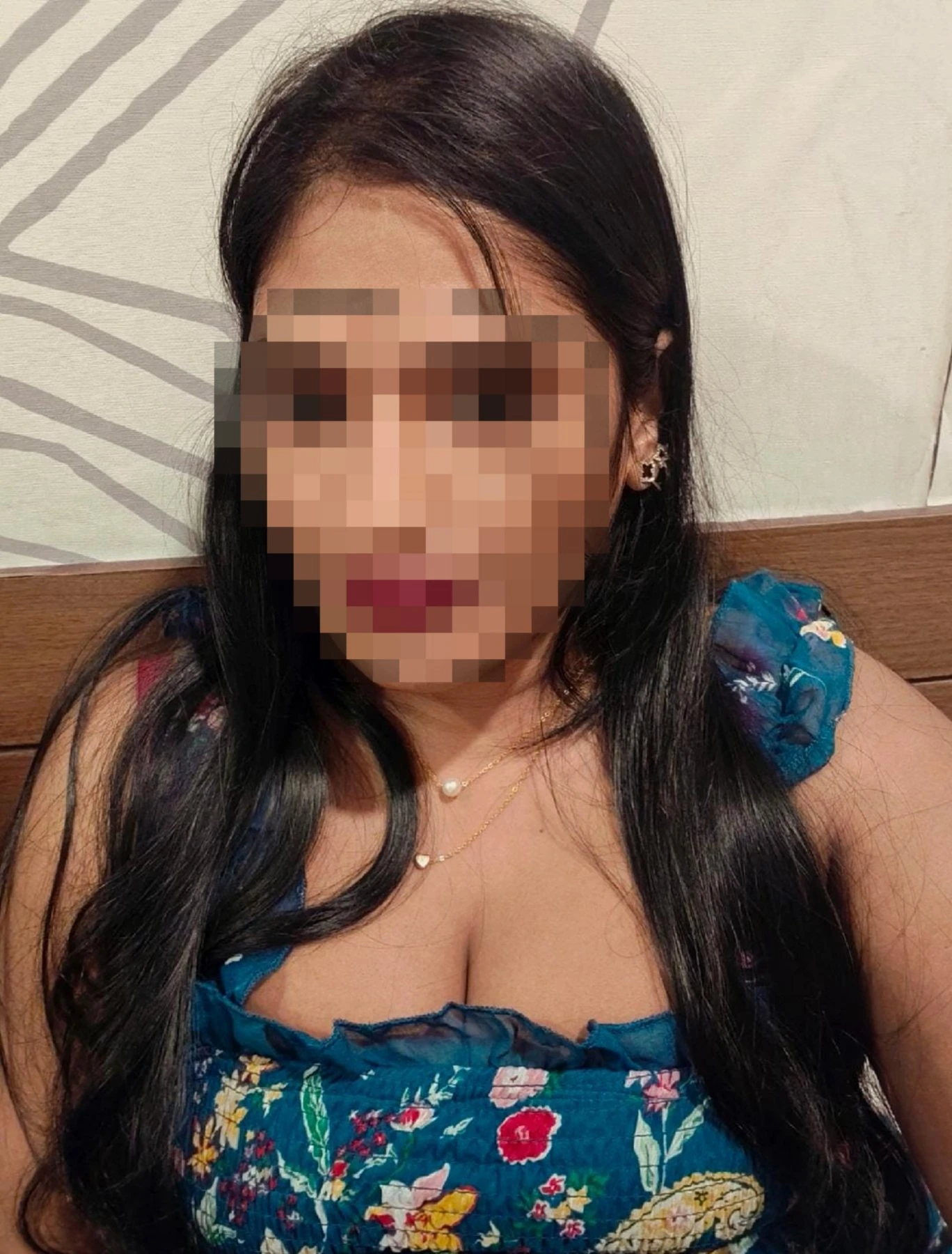 ShashaLox – Indian escort in Chennai — 8 / 13