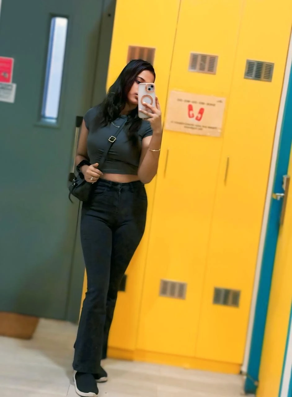 Monika – Indian escort in Bangalore — 2 / 6