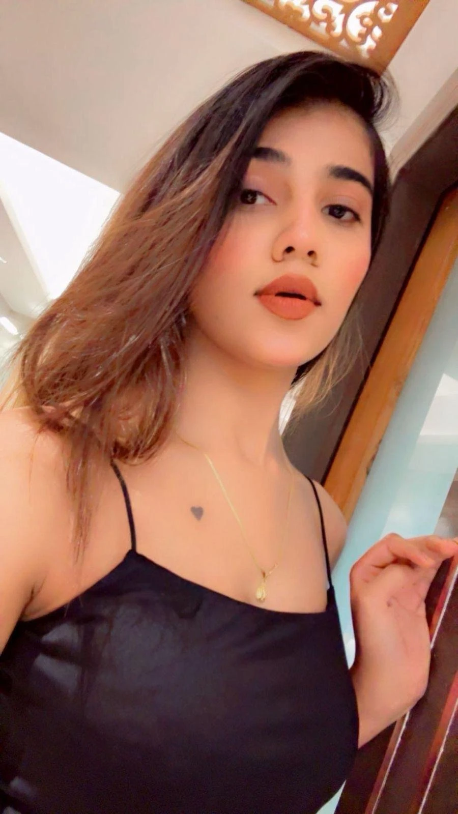 Nikki – Indian escort in Gurgaon — 3 / 4