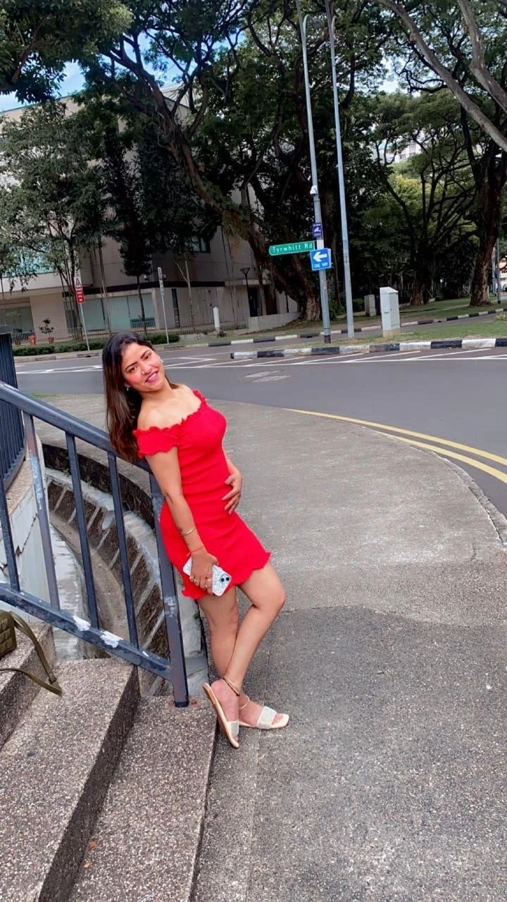 Neha – Indian escort in Bangalore — 3 / 4