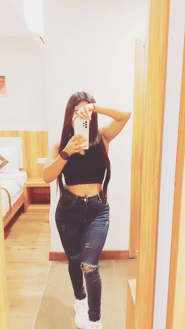 I'm Deeptroat expert leaving soon – Indian escort in Chennai — 3 / 5