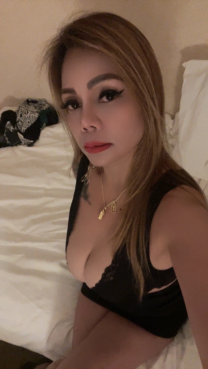 Jess Hottest party Girl – Japanese escort in Hong Kong — 8 / 30