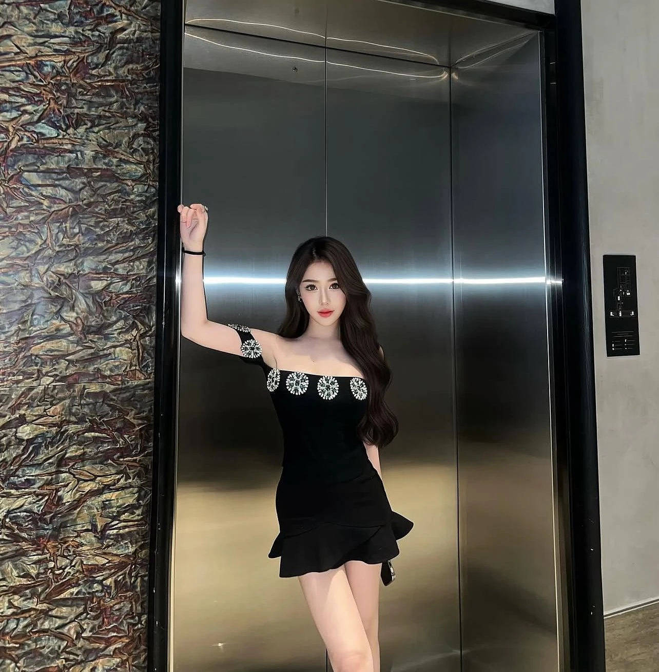 Sweet Minju From Korea – South Korean escort in Hong Kong — 4 / 8