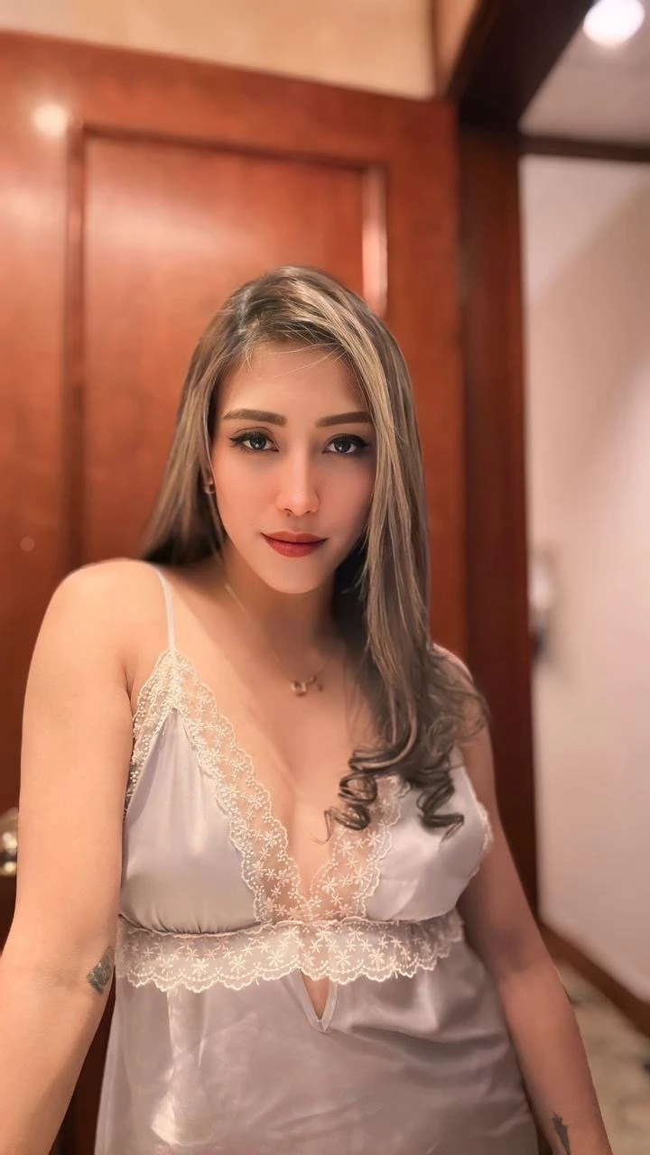 Samara <3 🫦 – Filipino escort in Hong Kong — 2 / 10