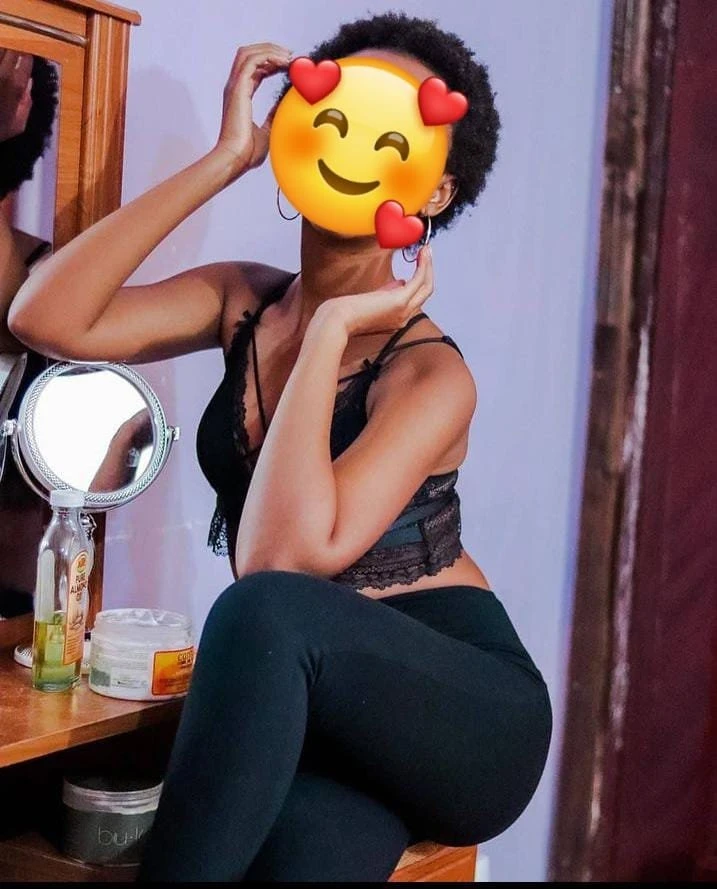 Small lee – South African escort in Candolim, Goa — 2 / 6