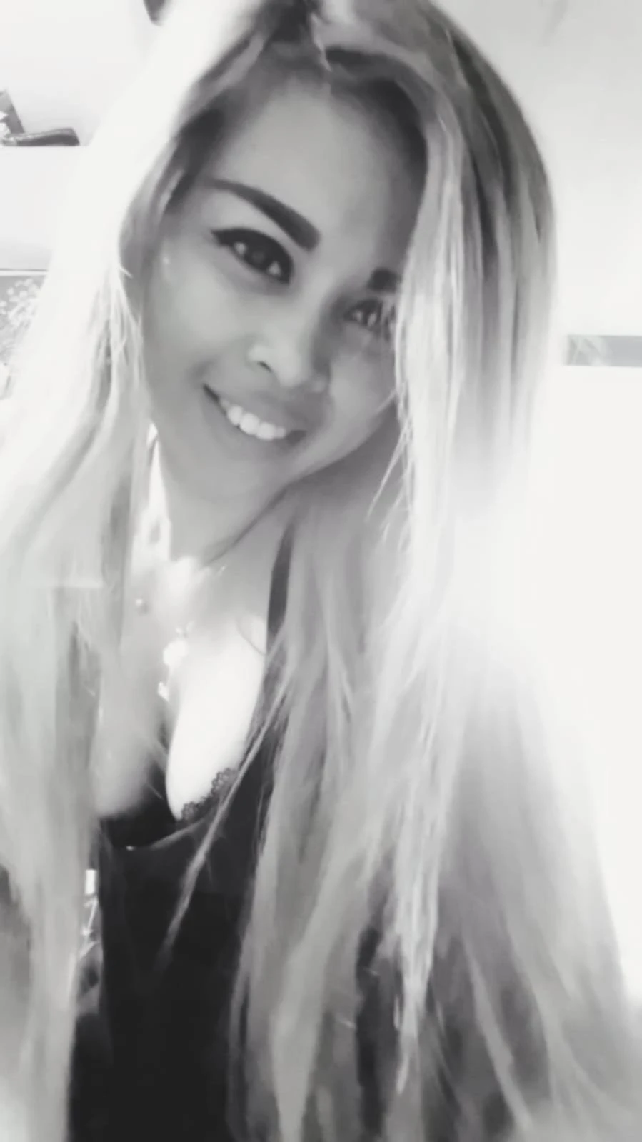 I'm your personal,pocket-party -starter – Indonesian escort in Hong Kong — 9 / 10