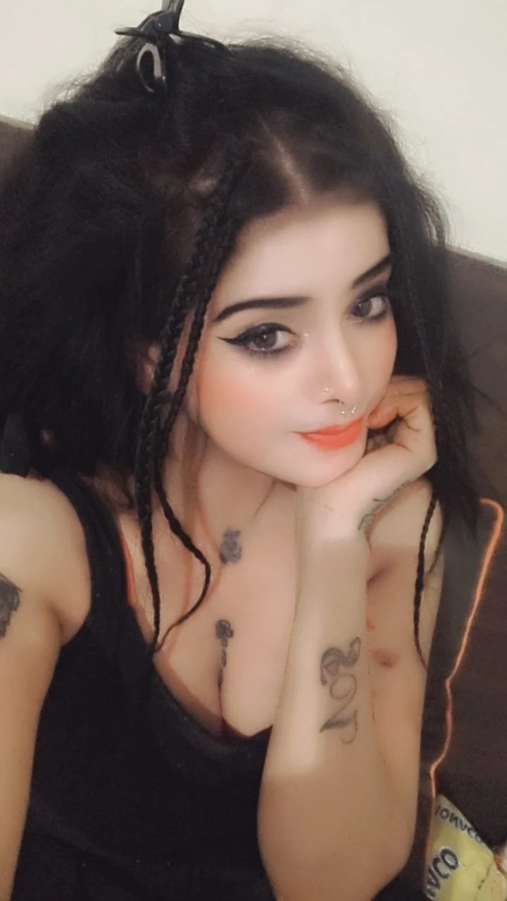 Simran – Indian escort in Candolim, Goa — 4 / 5