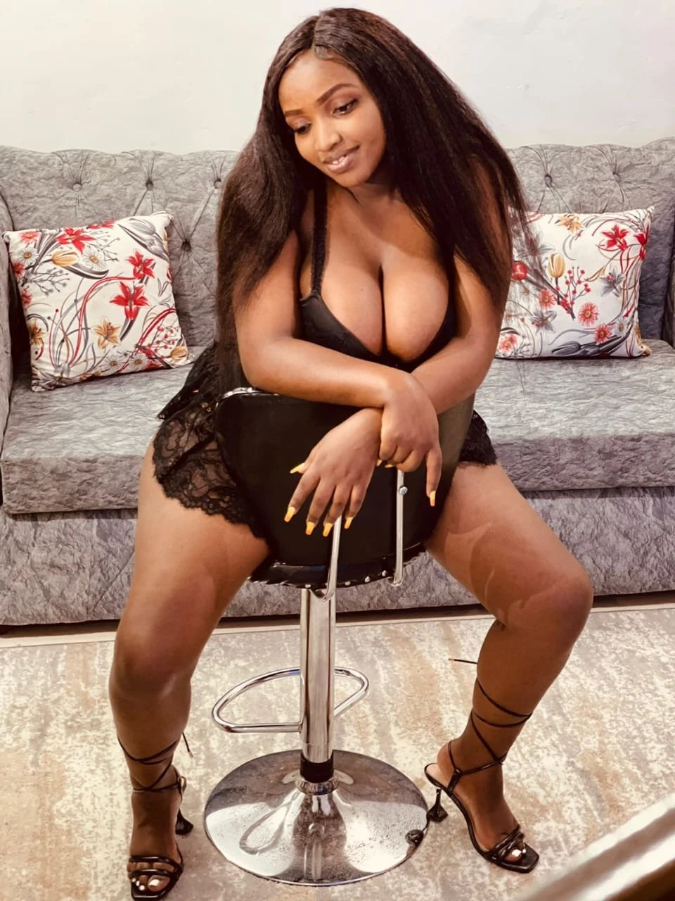 Vanessa – South African escort in Gurgaon — 4 / 7