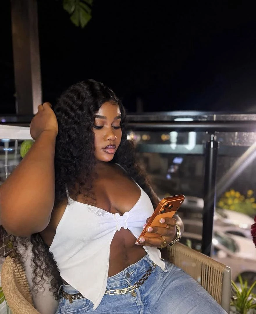 Lolo Just Landed in Kharar – escort in Chandigarh — 6 / 11