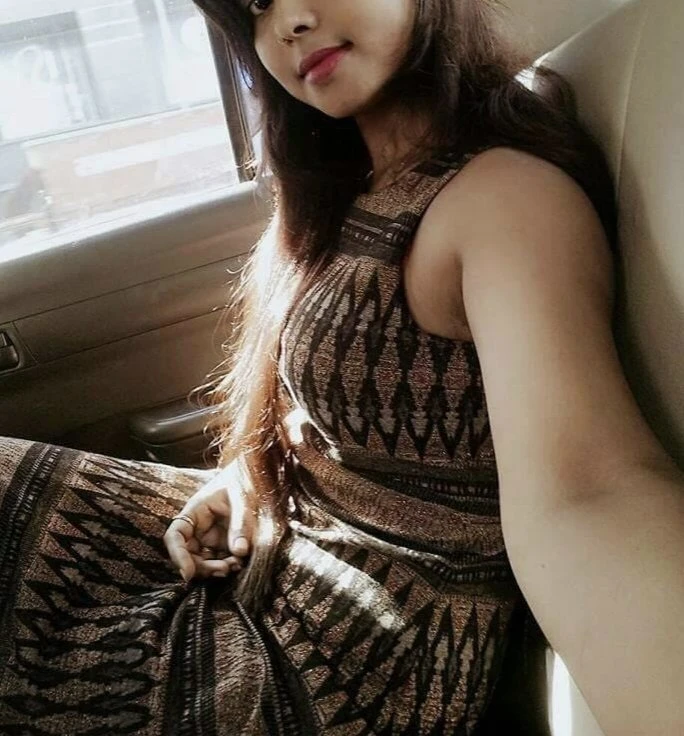 Independent Tinna all Bangalore ser – Indian escort in Bangalore — 2 / 4