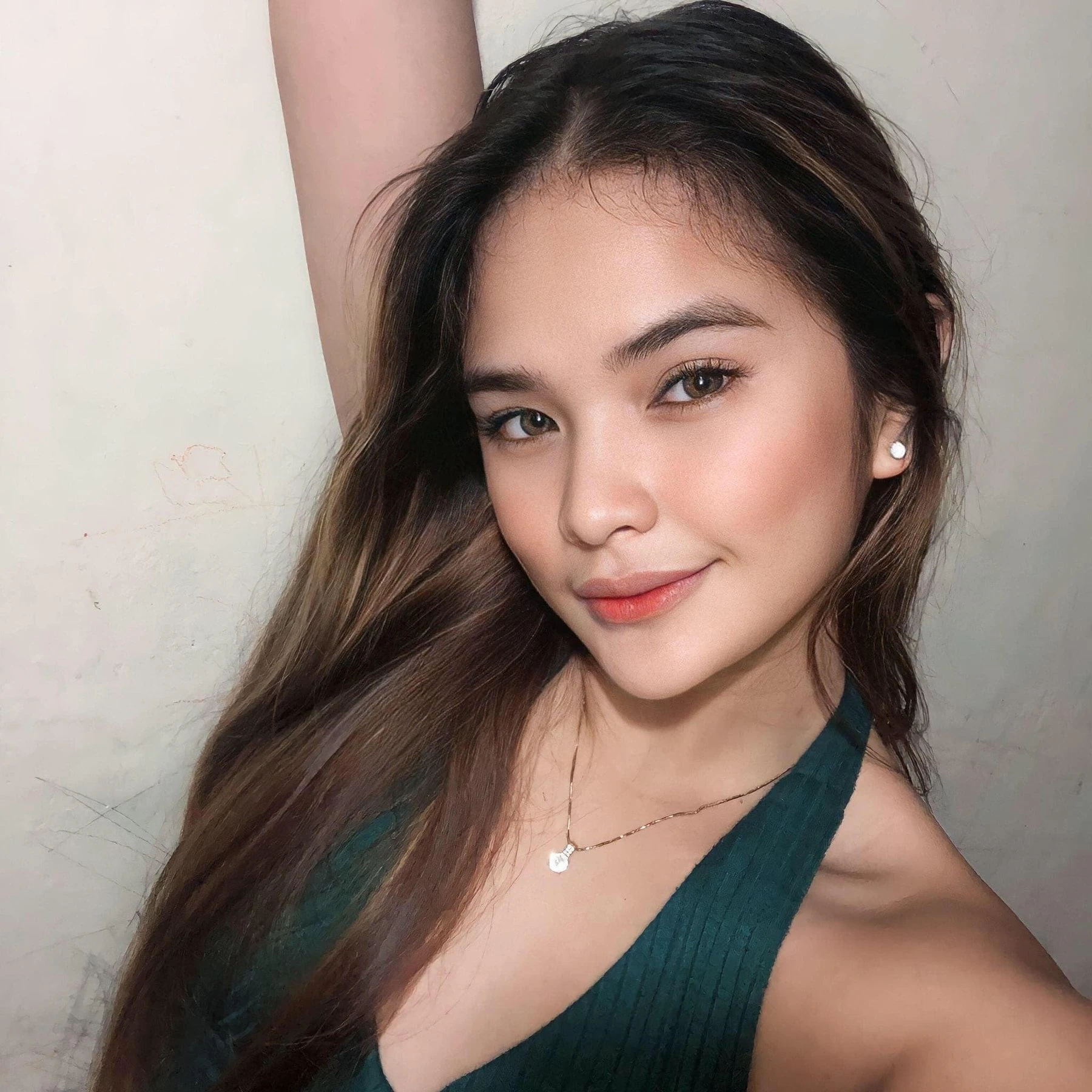 Amihan – Filipino escort in Hong Kong, Escort, Hong Kong