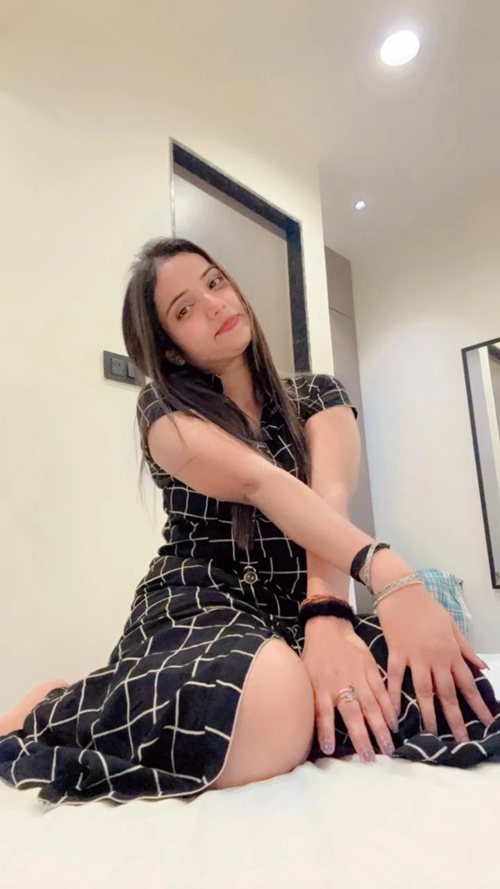 Ruchi Sharma – Indian escort in Bangalore, Escort, Banga