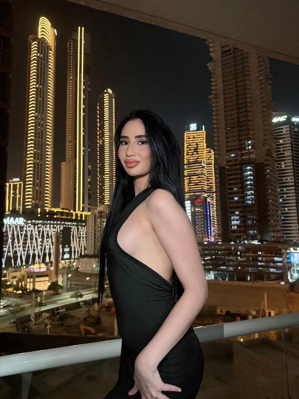 Izabella - She wants to fuck! – Turkish escort in Hong Kong — 4 / 10