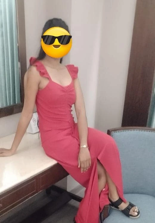 Sweety Hot and Sweet – Indian escort in Bangalore — 3 / 4
