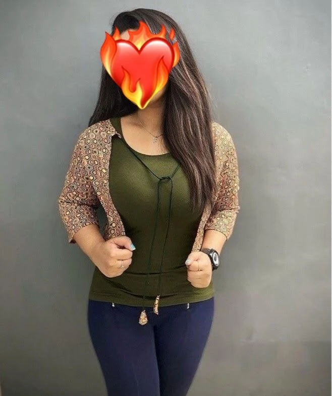 Jasmeen – escort in Chandigarh — 1 / 2