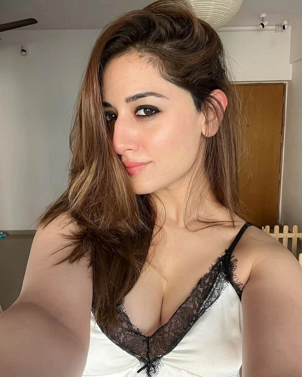 Vip Escort Service – Indian escort in Ernakulam — 4 / 5