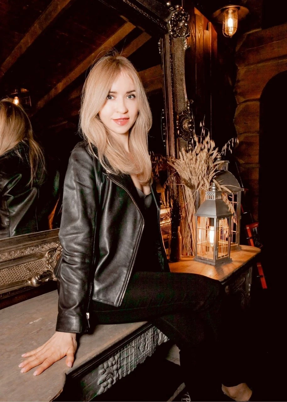 Sveta – Russian escort in Hong Kong — 6 / 8