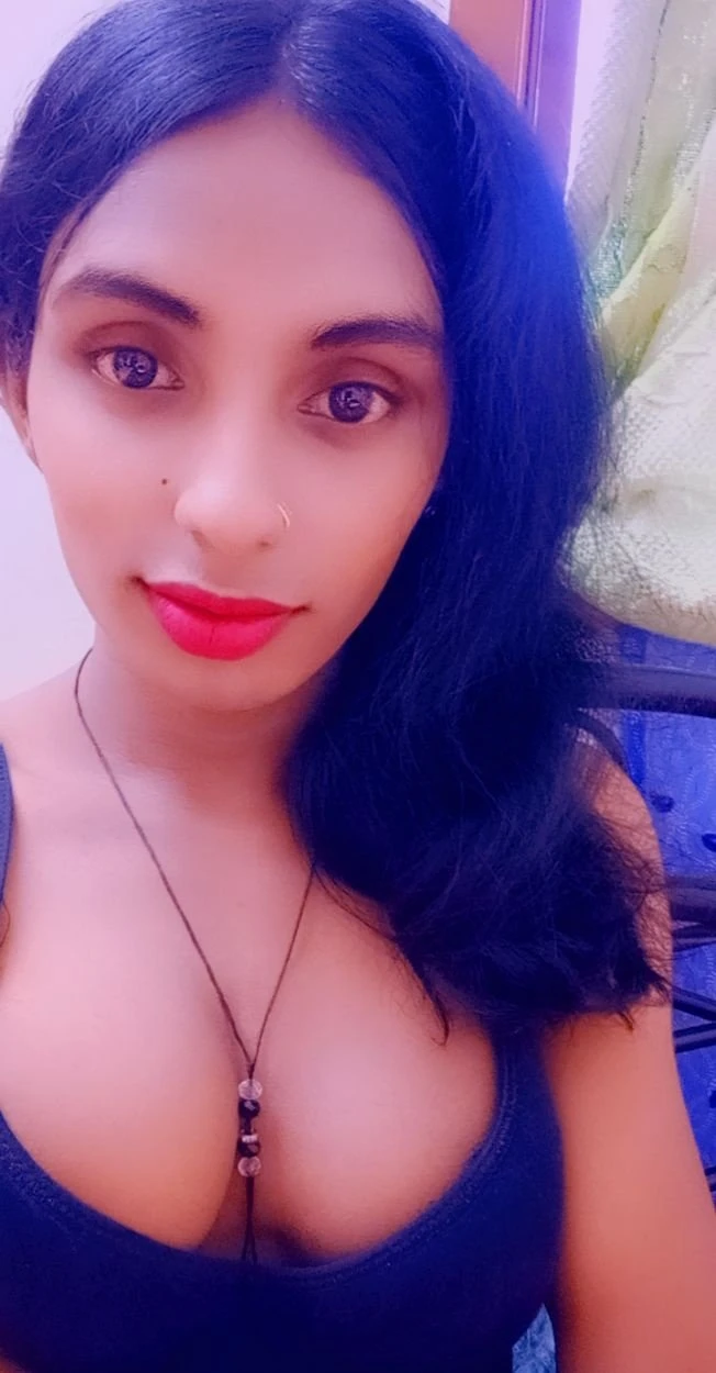 Ammu – Indian escort in Chennai — 2 / 4