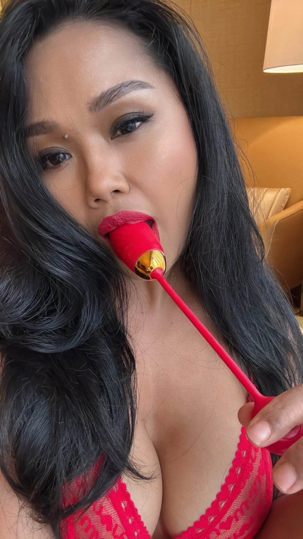 Vie2( Independents ) – Indonesian escort in Hong Kong — 4 / 13