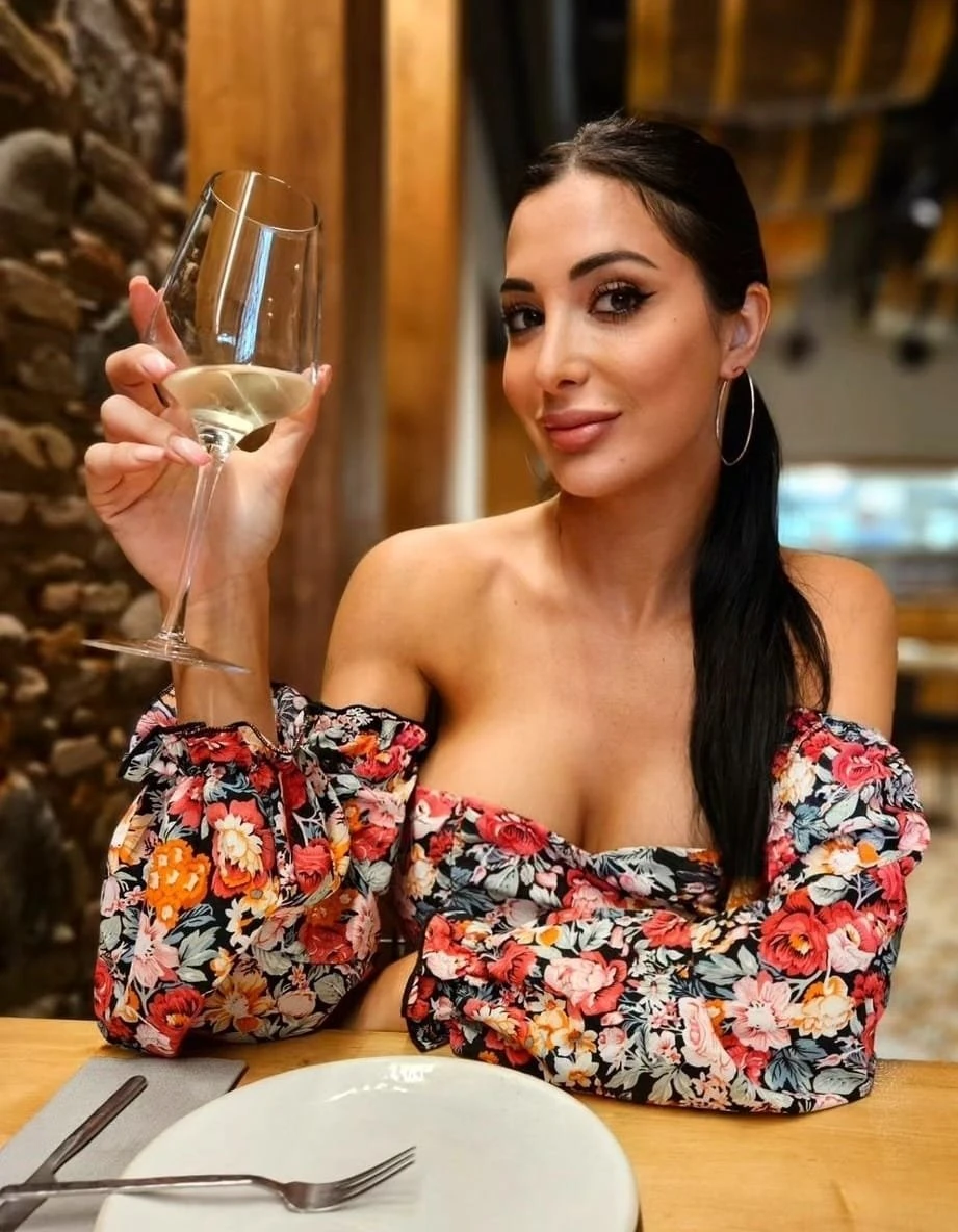 Sabrina – escort in Hong Kong, Escort, Hong Kong