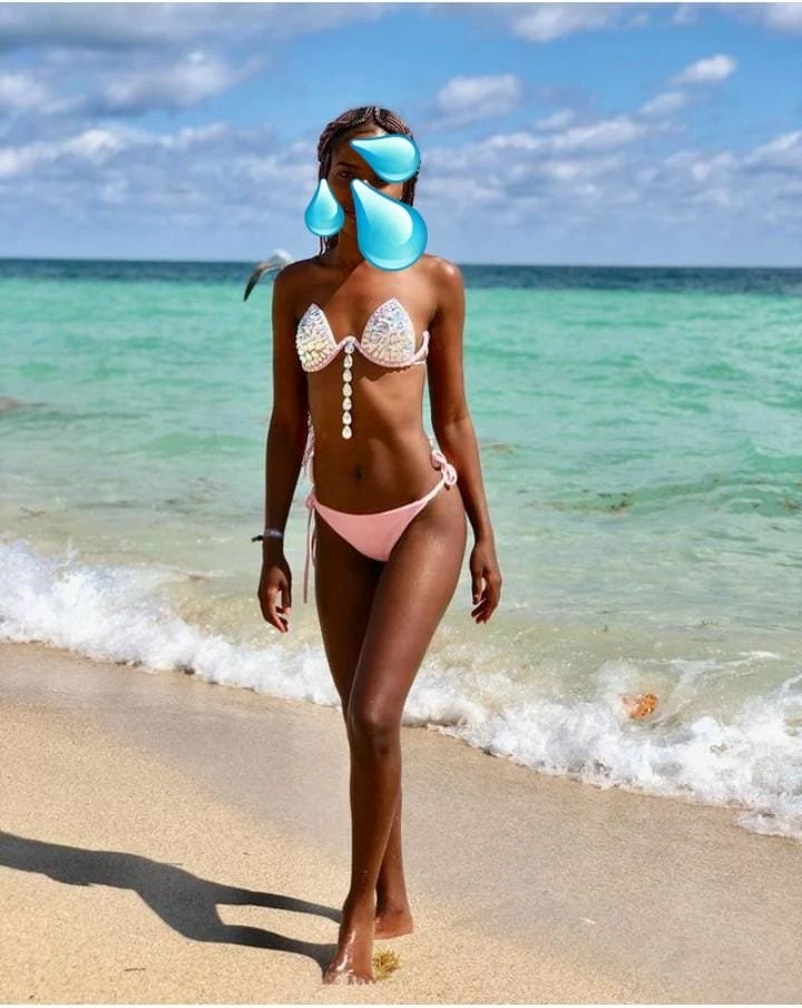 Double Penetration Queen – Angolan escort in Bangalore — 7 / 9