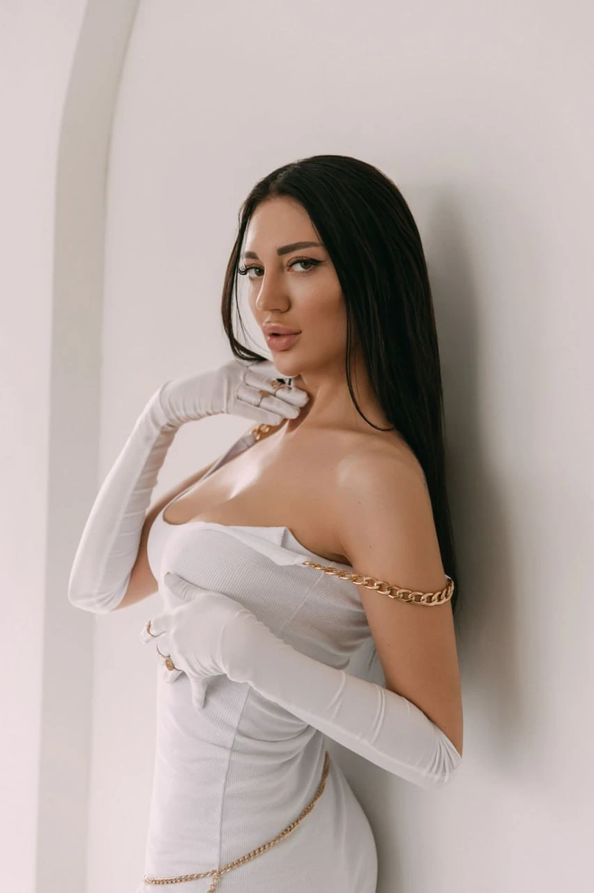 Gloria BDSM, ANAL SEX, MMF – Russian escort in Hong Kong — 9 / 10