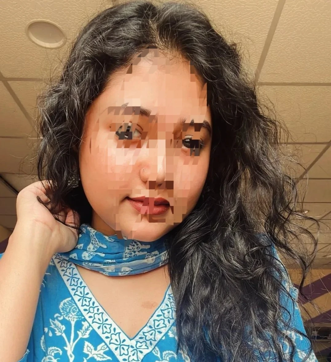 Divya – Indian escort in Chennai — 1 / 4