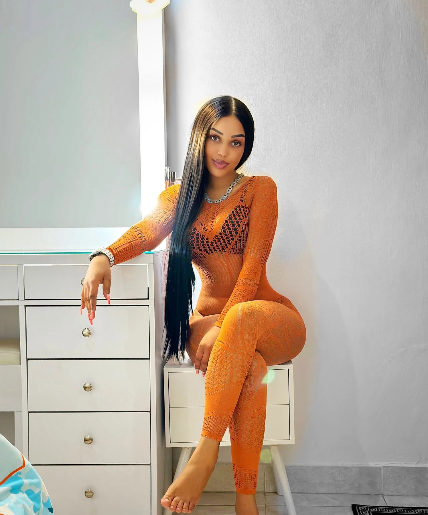 Bella – Kenyan escort in Hong Kong — 3 / 7