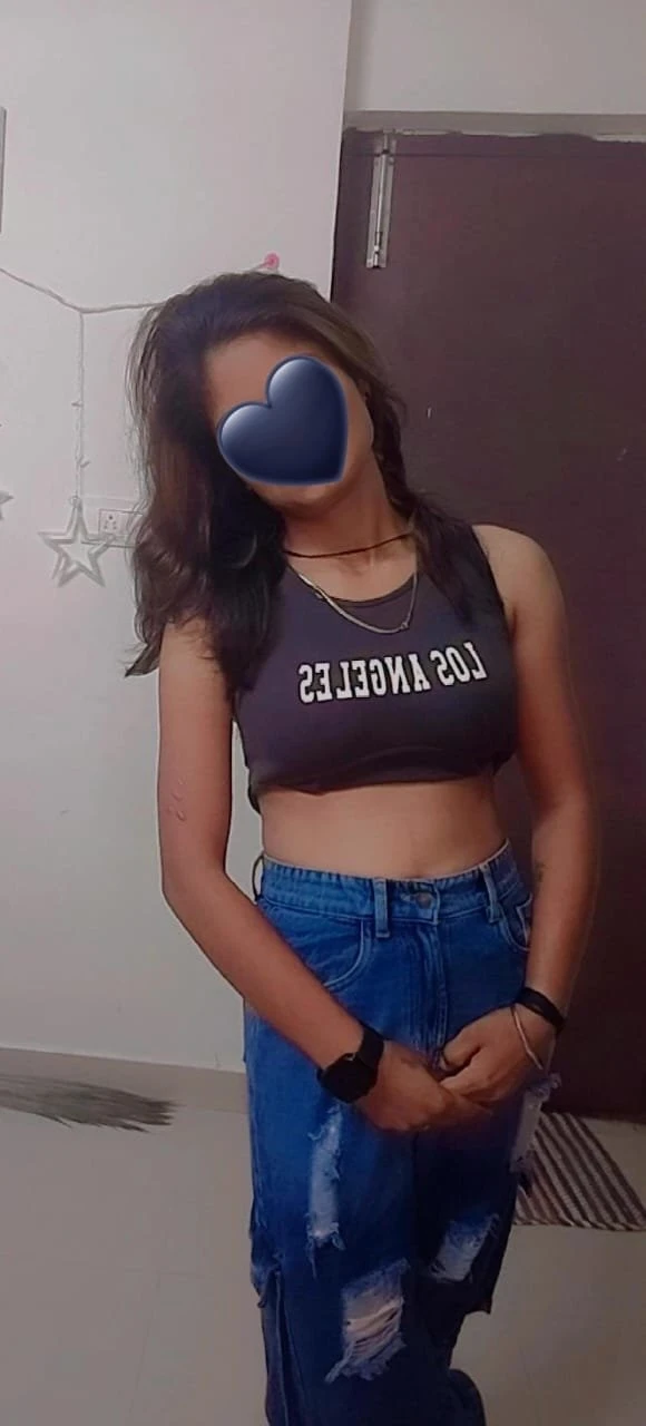Independent Girl Nidhi – Indian escort in Bangalore — 7 / 8