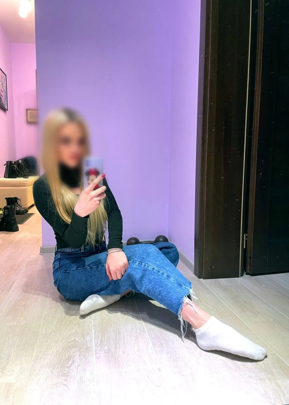 Arina – Russian escort in Hong Kong — 8 / 9