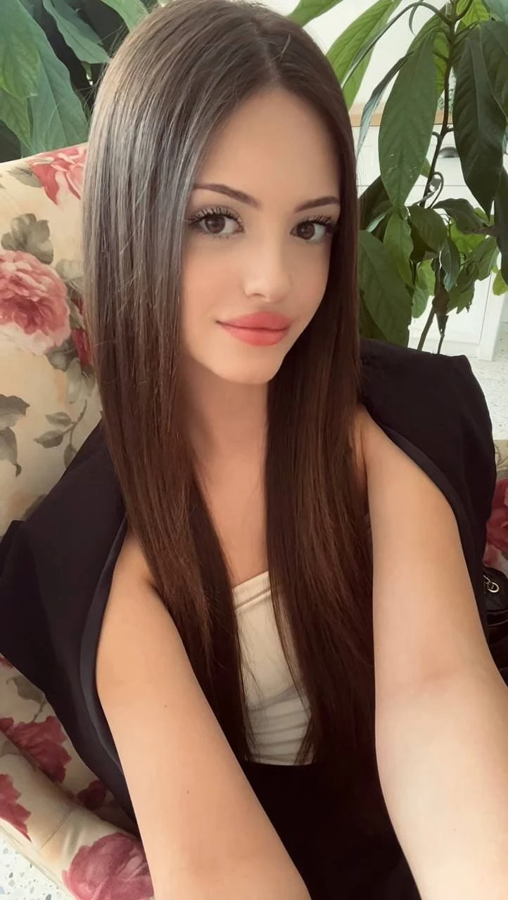 Melania Throat Goat – Ukrainian escort in Hong Kong — 7 / 8