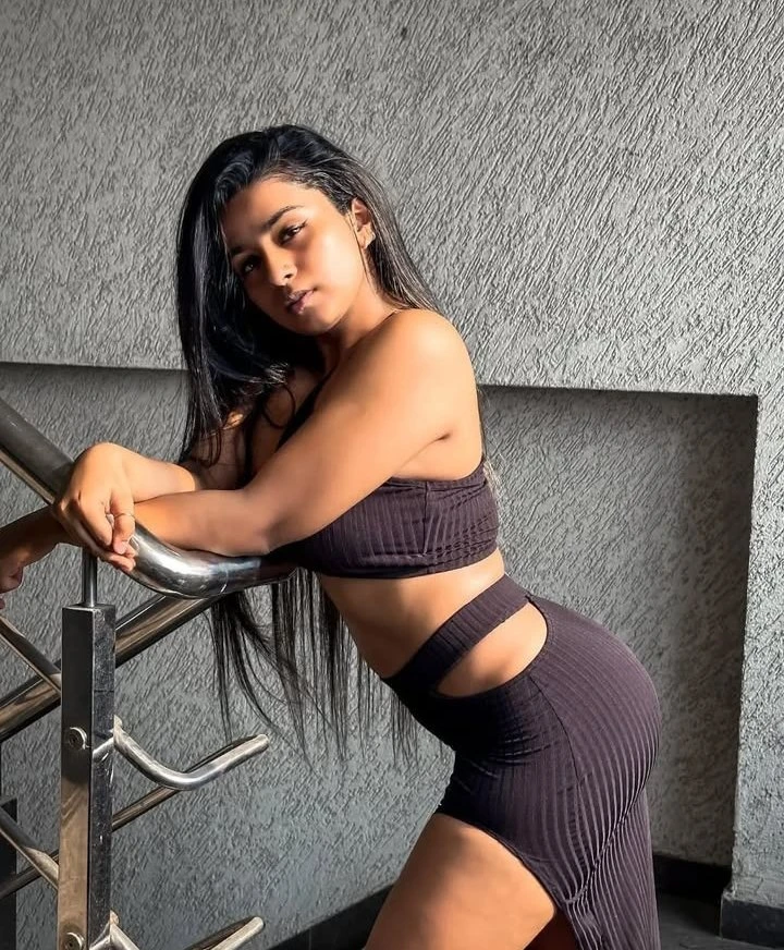Yashika vip Call Girl Sex in Gangtok – Indian escort in Gangtok — 2 / 4