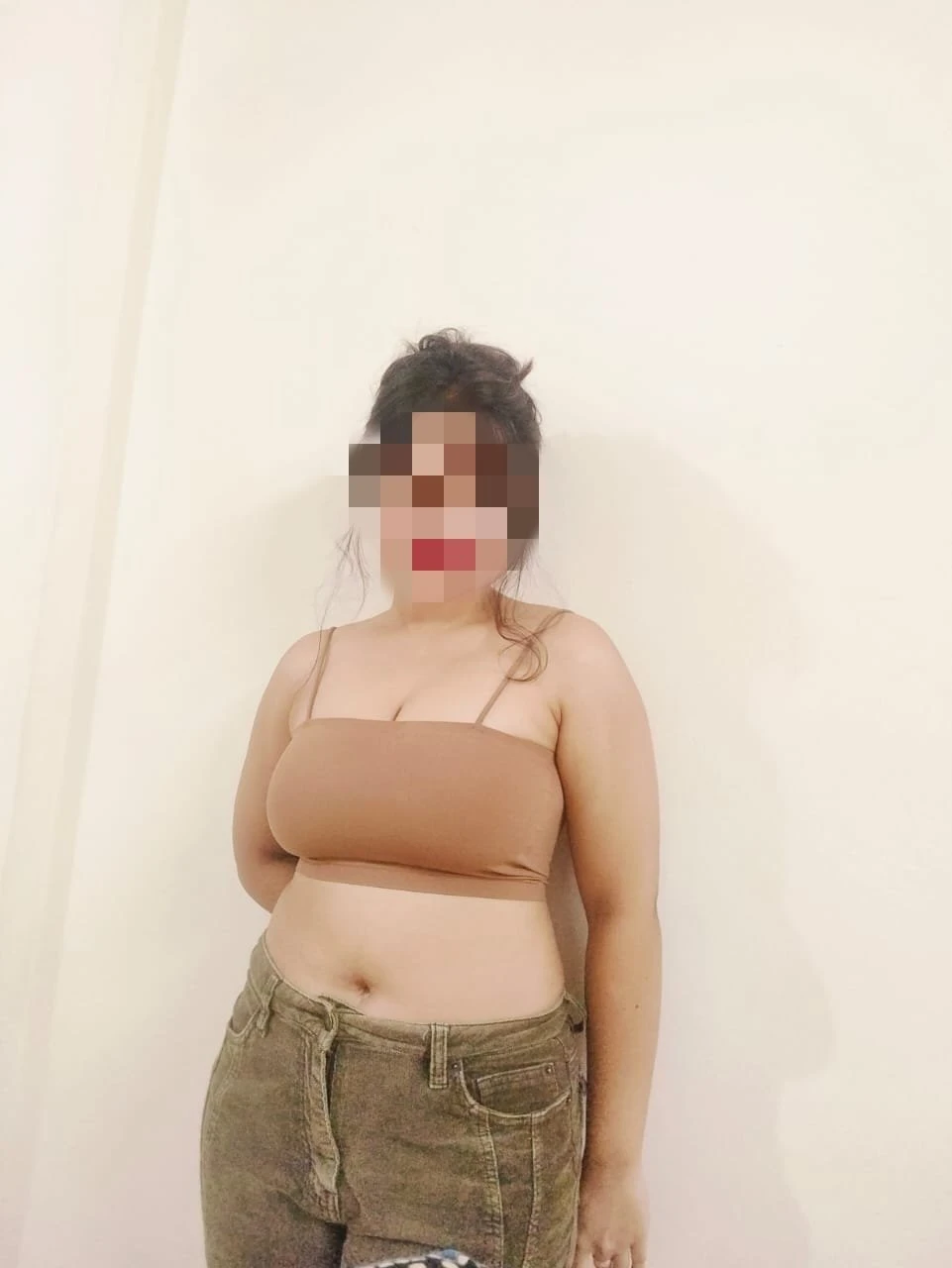 TANIYA VERMA ESCORT – Indian escort in Bangalore — 2 / 4