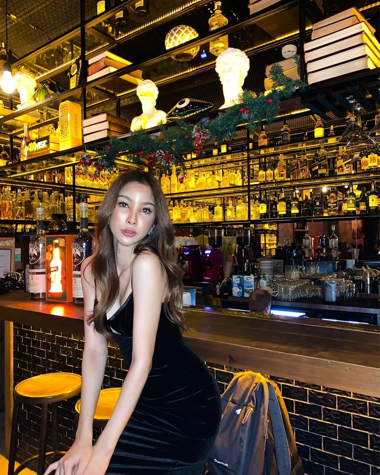 Elena Lin 09/12-09/16 – Laotian escort in Hong Kong — 15 / 29
