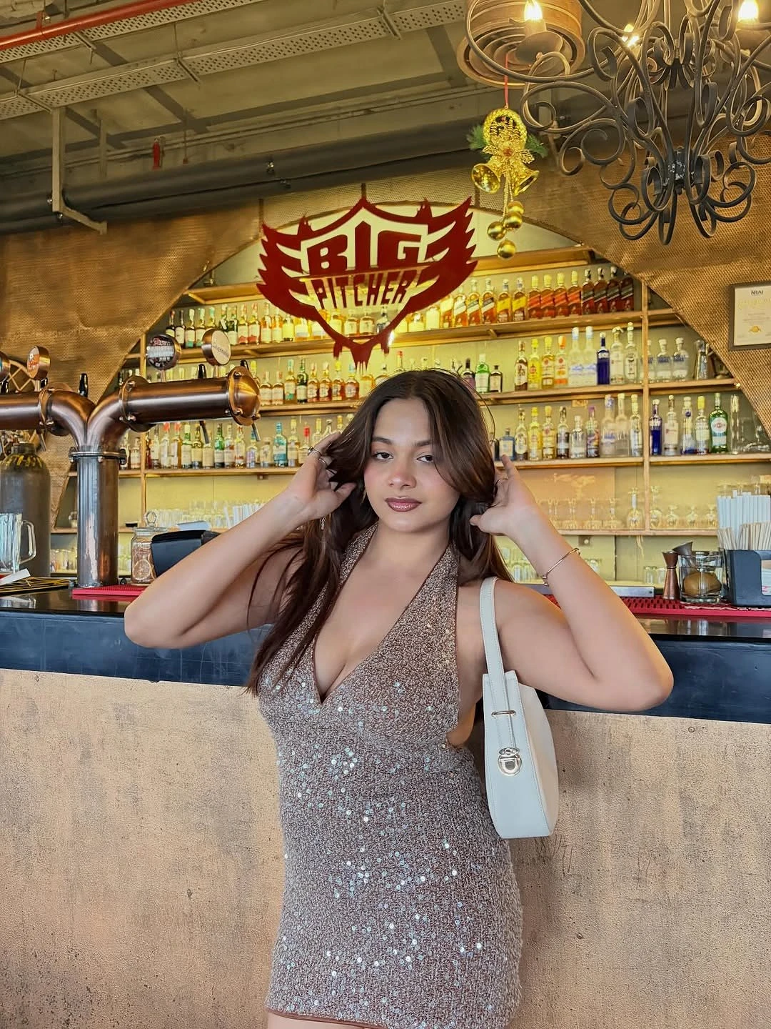 Bhavya – Indian escort in Ahmedabad — 2 / 9
