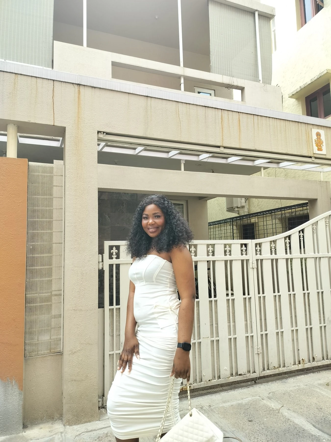 Sweet Berry – Ugandan escort in Bangalore — 3 / 5
