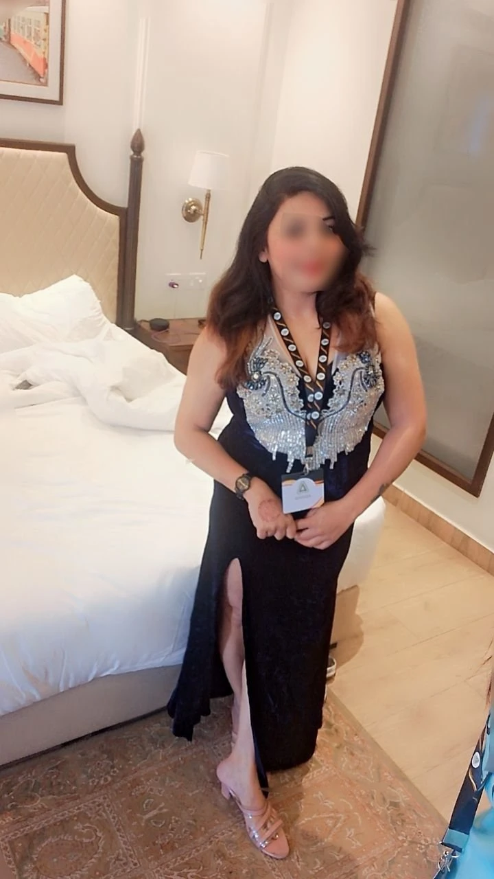 Rinku Sharma – Indian escort in Bangalore — 2 / 6