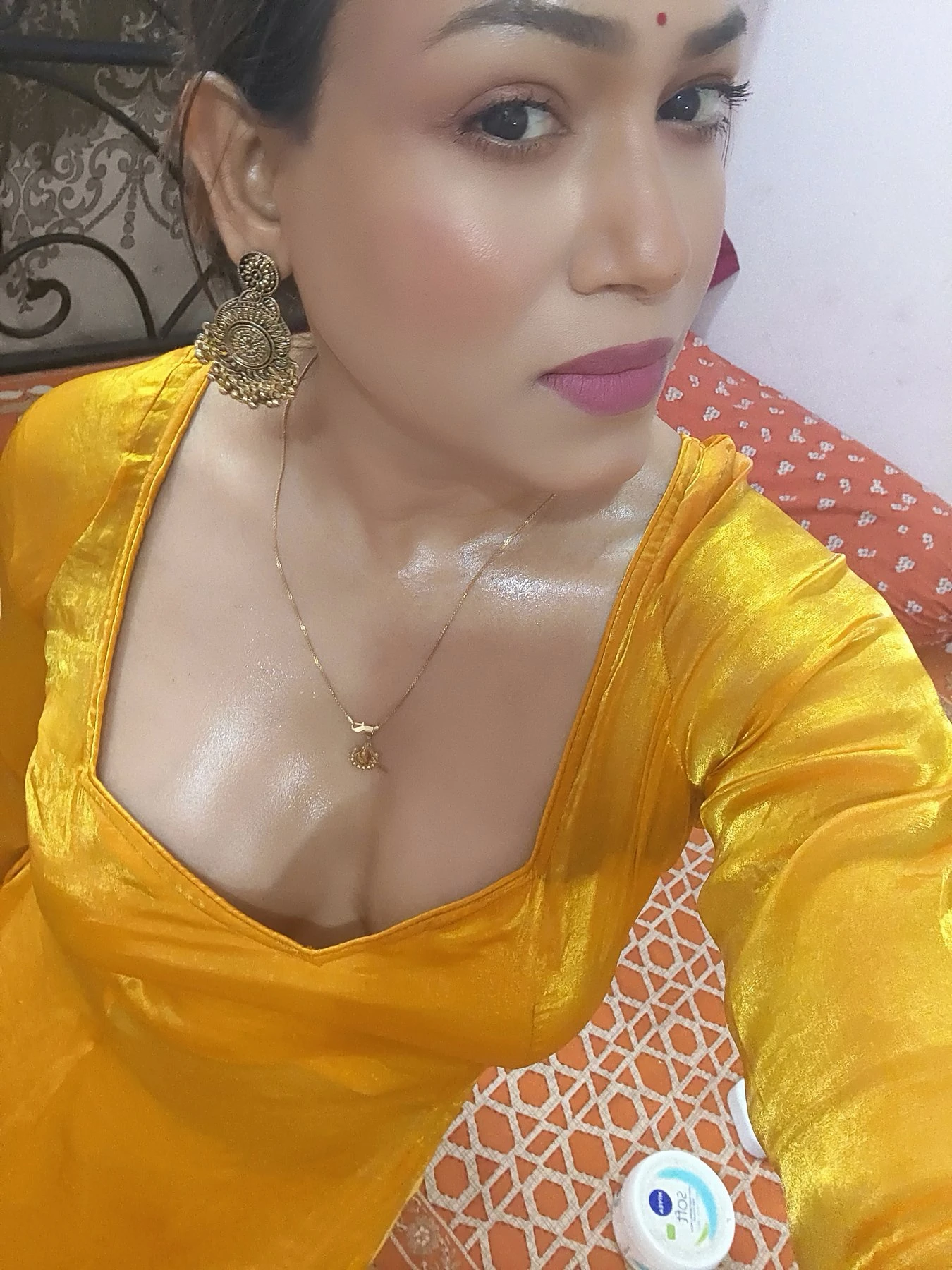 Big boobs 🧿 CAM SHOW ONLY – Indian escort in Bangalore — 29 / 31