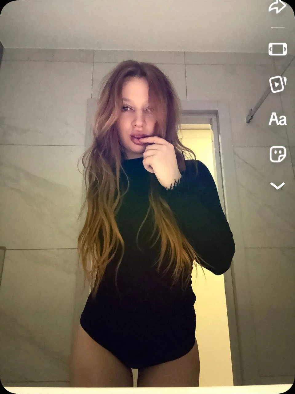 Danielle – Belarusian escort in Hong Kong — 3 / 9