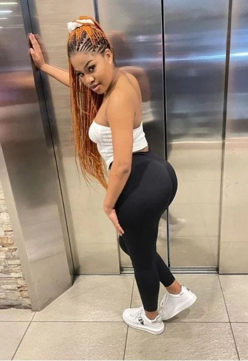 Alice – Malawian escort in Chandigarh — 2 / 3