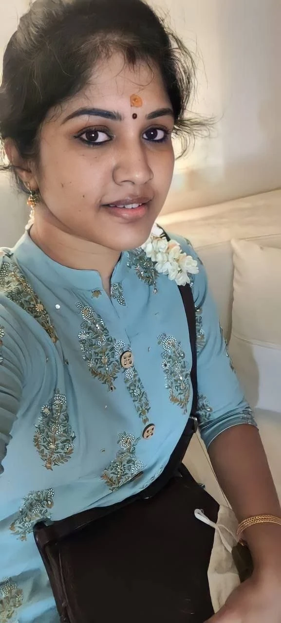 Janu – Indian escort in Bangalore, Escort, Banga
